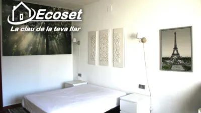 Detached house on Carrer del Comerç photo 47