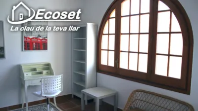 Detached house on Carrer del Comerç photo 46