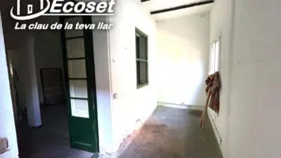 Townhouse in Sant Vicenç Dels Horts photo 5