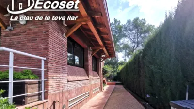 Chalet in Corbera de Llobregat photo 36