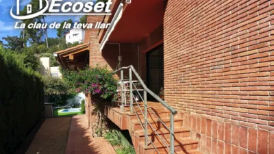 Chalet in Corbera de Llobregat photo 38