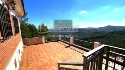 Detached house in Cervelló photo 7