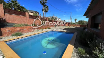 Detached house on Carrer Major photo 4
