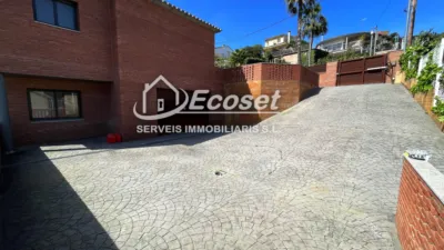 Detached house on Carrer Major photo 5