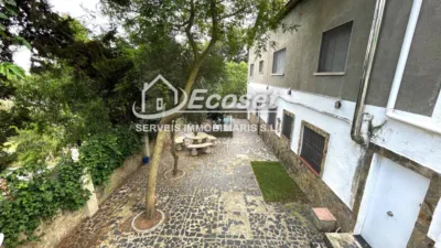 Chalet on Carrer dels Comtes del Pallars photo 4