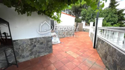 Chalet on Carrer dels Comtes del Pallars photo 34