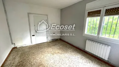Chalet on Carrer dels Comtes del Pallars photo 26