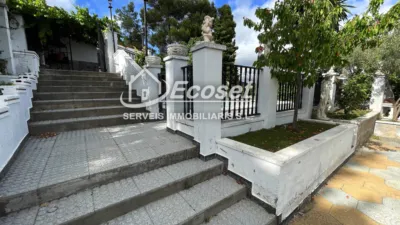 Chalet on Carrer dels Comtes del Pallars photo 10