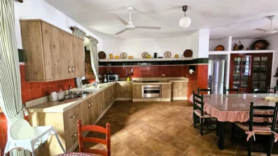 Rustic Finca in Salinas photo 8