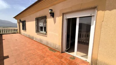 House on Cuesta Blanca Street photo 18