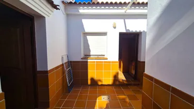 House on Calle Real photo 9