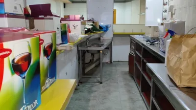 Local comercial en venta en Calle de la Virgen de las Maravillas - Vista 2