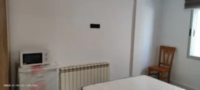 Habitación en alquiler en Calle Benavente, El Pilar-San Pablo (Albacete Capital) de 300 €<span>/mes</span>