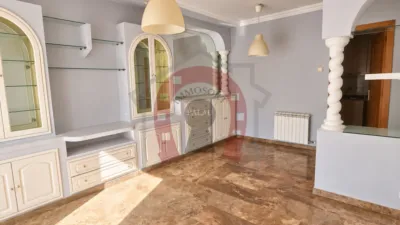 Ground floor apartment on Carrer d'Abaix, 34 photo 2