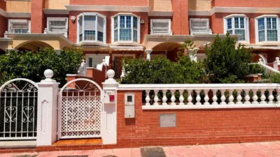 Semi-detached chalet on Costa de Marfil Street photo 27