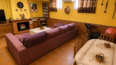 Semi-detached chalet on Costa de Marfil Street photo 19