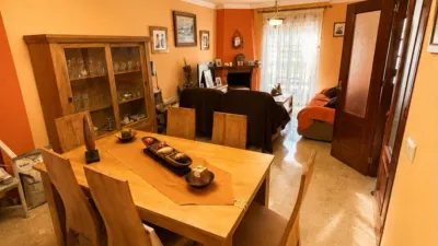 Semi-detached chalet on Costa de Marfil Street photo 4
