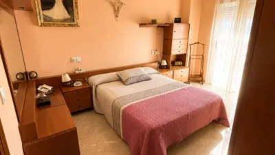 Semi-detached chalet on Costa de Marfil Street photo 7