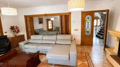 Detached House on Paseo de los Castaños photo 32