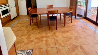 Semi-detached chalet in Barrio de Mendiondo photo 8