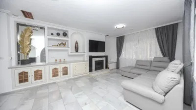 Casa – Orihuela, Mil Palmeras - Más