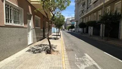 Casa adosada en alquiler en Carrer de Hilarión Eslava, cerca de Carrer Conrado del Campo, Sector V-El Canal (Distrito Núcleo Urbano. Elx - Elche) de 950 €<span>/mes</span>