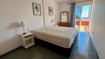 Apartment on Doctor Celestino González Padrón Street, 12 photo 2