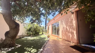 Detached villa in Urbanización Humboldt photo 13