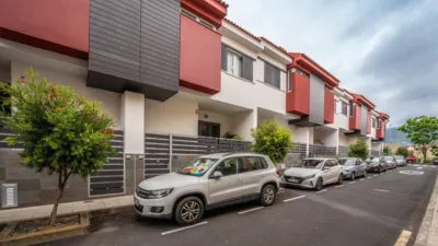 Semi-detached chalet on Calle Morera photo 37