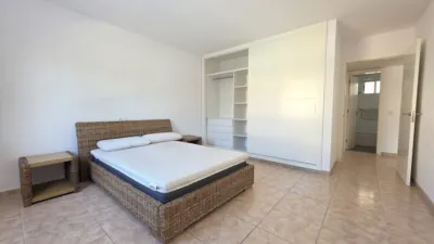 Apartment on Portugal Street photo 2