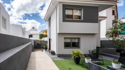 Chalet on Pintor Ribera Street photo 52