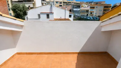 House on Carrer de l'Hospital photo 22
