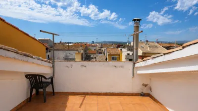 House on Carrer de l'Hospital photo 30
