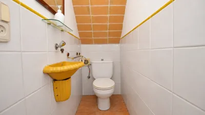 House on Carrer de l'Hospital photo 5