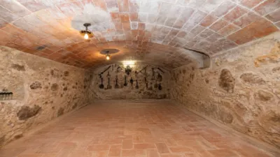 House on Carrer de l'Hospital photo 10