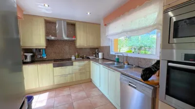 Chalet on Carrer Alps photo 24