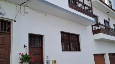 Terraced house on Santo Domingo Street photo 68