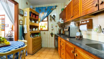 Single-family home on Calle del Durazno photo 9