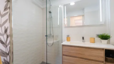 Flat on Calle Calderón de La Barca photo 15