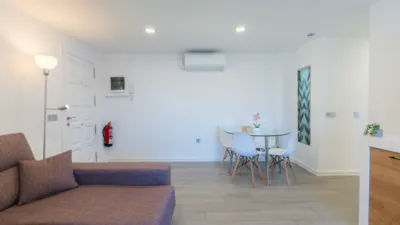 Flat on Calle Calderón de La Barca photo 3