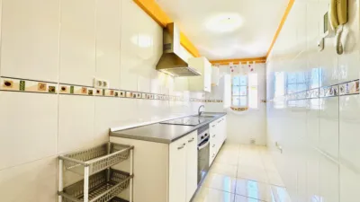 Apartment on Avenida San Miguel de Chimisay photo 3