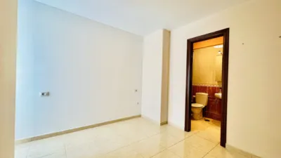 Apartment on Avenida San Miguel de Chimisay photo 27