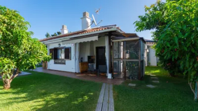 Detached house on Calle Trevina photo 32