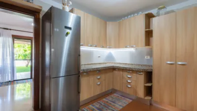 Detached house on Calle Trevina photo 18