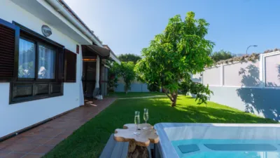 Detached house on Calle Trevina photo 4