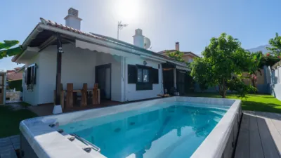 Detached house on Calle Trevina photo 2