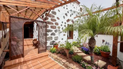 House on Calle Real, 20 photo 28