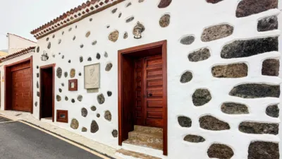 House on Calle Real, 20 photo 2
