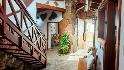 House on Calle Real, 20 photo 49
