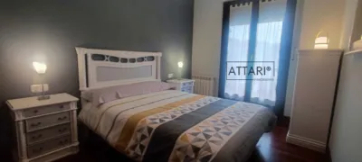 Piso en alquiler en Calle de Santiago, cerca de Plaza de Saskaitz, Elizondo (Baztán) de 750 €<span>/mes</span>